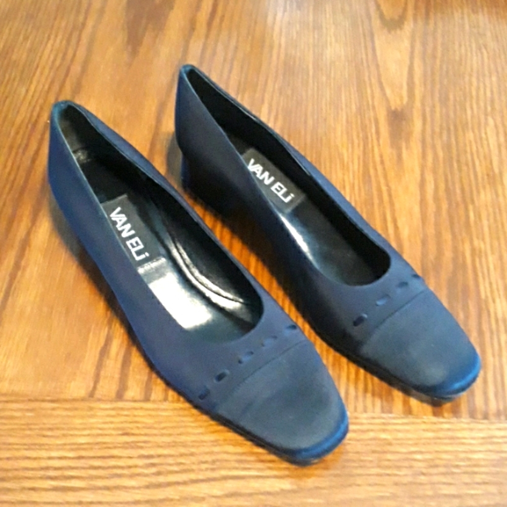 Van Eli shoes